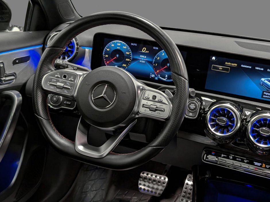 2022 Mercedes-Benz A250 4MATIC Hatch-11