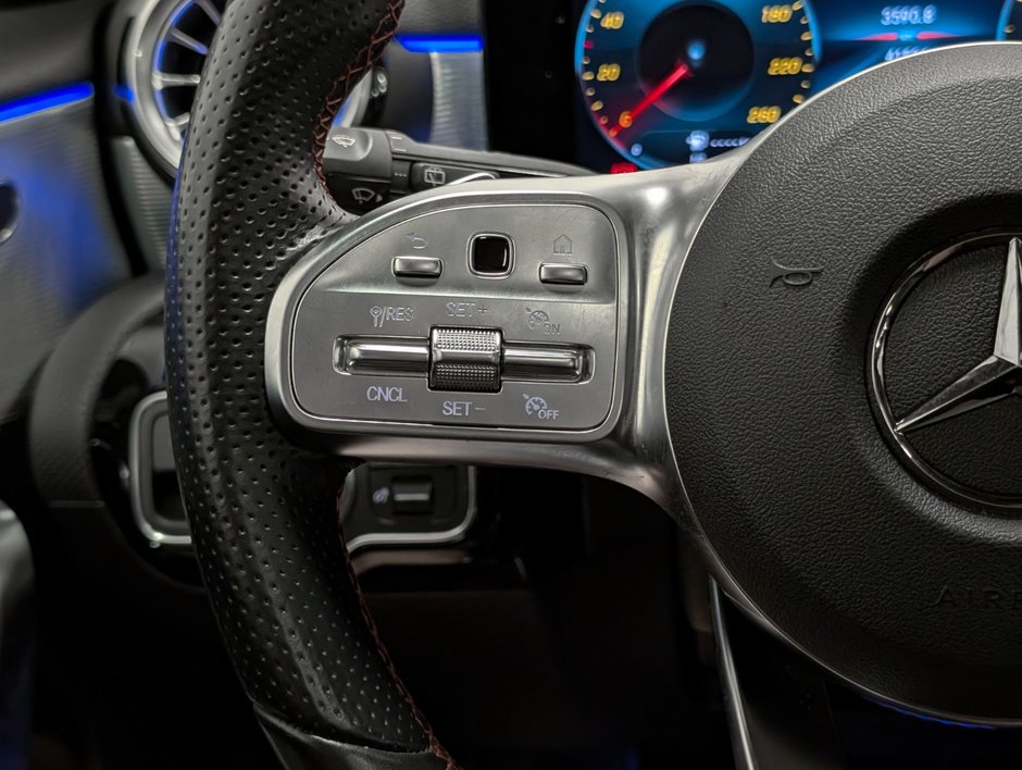2022 Mercedes-Benz A250 4MATIC Hatch-19