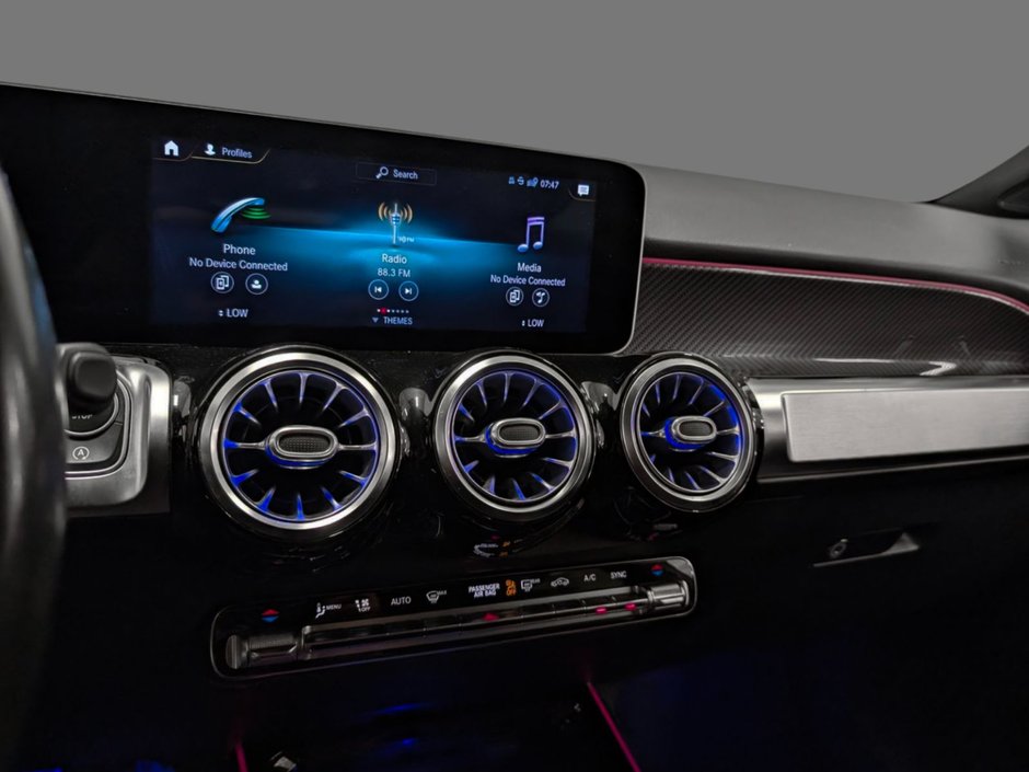 2021 Mercedes-Benz GLB250 4MATIC SUV-13