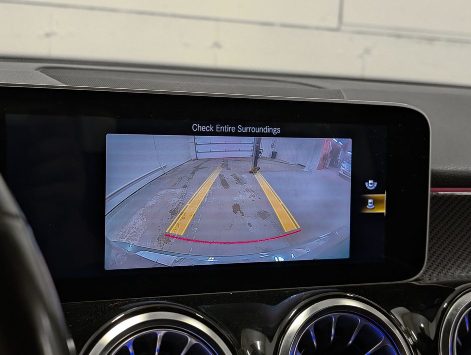 2021 Mercedes-Benz GLB250 4MATIC SUV-23