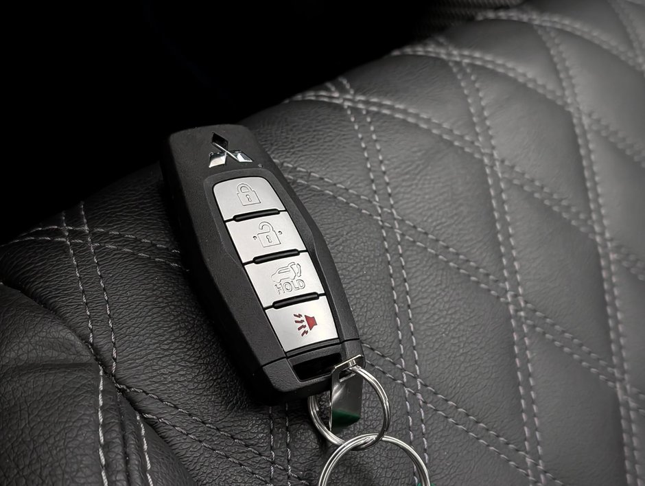 Mitsubishi Outlander PHEV GT S-AWC 2023-19
