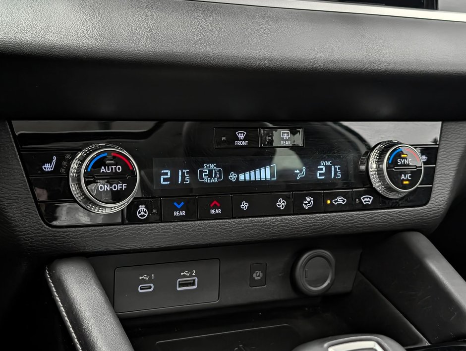 Mitsubishi Outlander PHEV GT S-AWC 2023-12