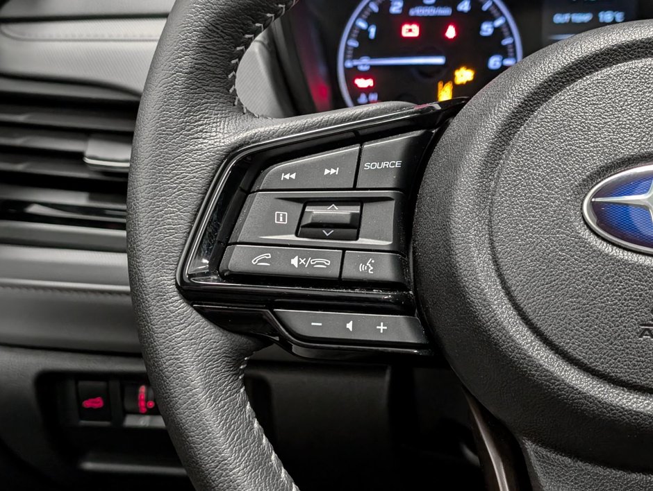 2025 Subaru Forester Sport 2.5L CVT-22