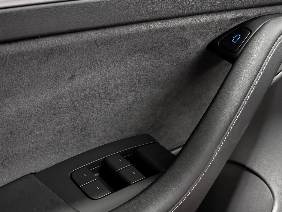 2022 Tesla Model 3 RWD-12