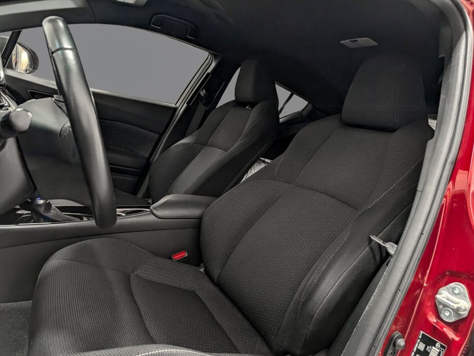 2019 Toyota C-HR LE-8