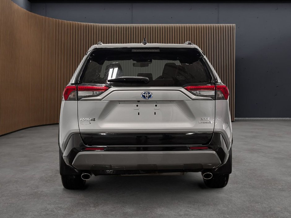 2021 Toyota RAV4 Hybrid XSE AWD-4