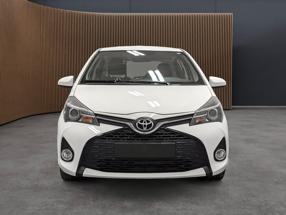 2016 Toyota Yaris 5 Dr LE Htbk 5M-1