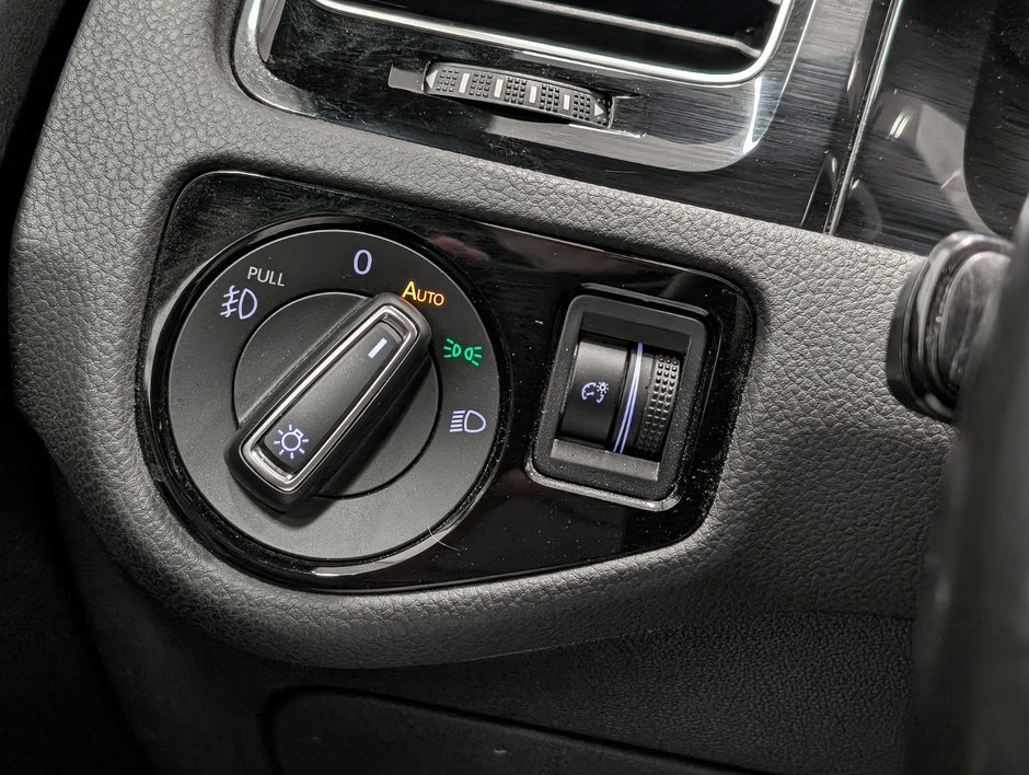 2019 Volkswagen Golf GTI 5-Dr 2.0T Autobahn 6sp-22