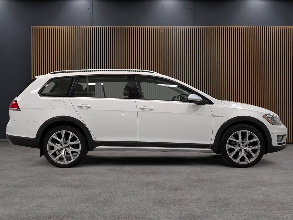 2018 Volkswagen Golf 5-Dr 1.8T Comfortline 6sp at w/Tip-4