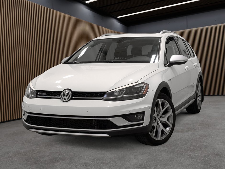 2018 Volkswagen Golf 5-Dr 1.8T Comfortline 6sp at w/Tip-0