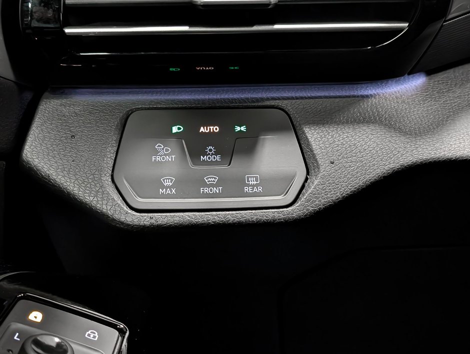 2024 Volkswagen ID.4 Pro AWD-20