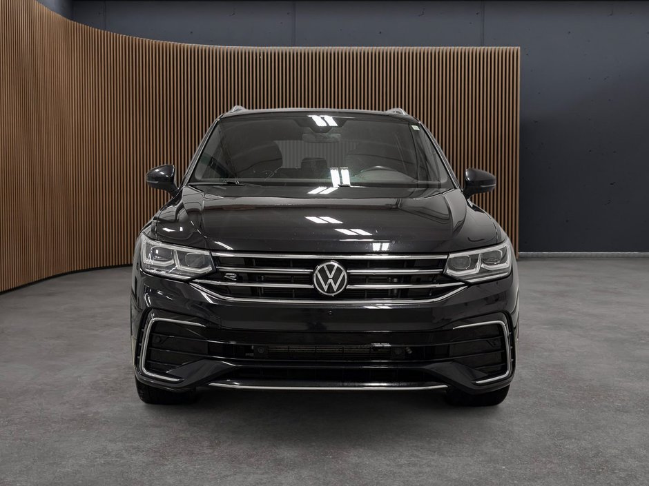 Volkswagen Tiguan Comfortline R-Line Black 2.0T 8sp at w/Tip 4M 2022-1