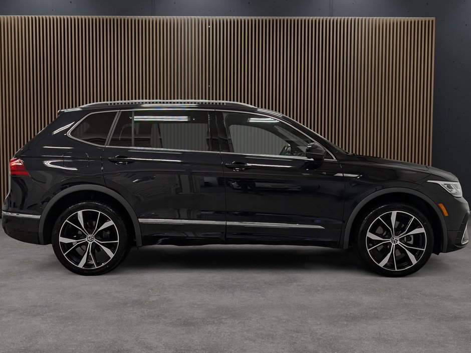 Volkswagen Tiguan Comfortline R-Line Black 2.0T 8sp at w/Tip 4M 2022-6