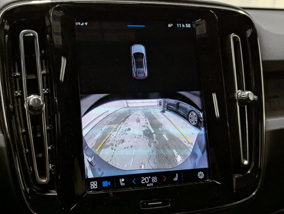 2024 Volvo C40 Recharge Pure Electric Core RWD-14