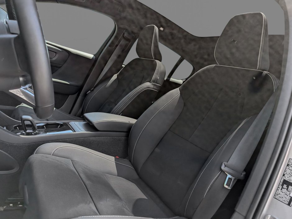 Volvo C40 Recharge Ultimate Twin 2022-8