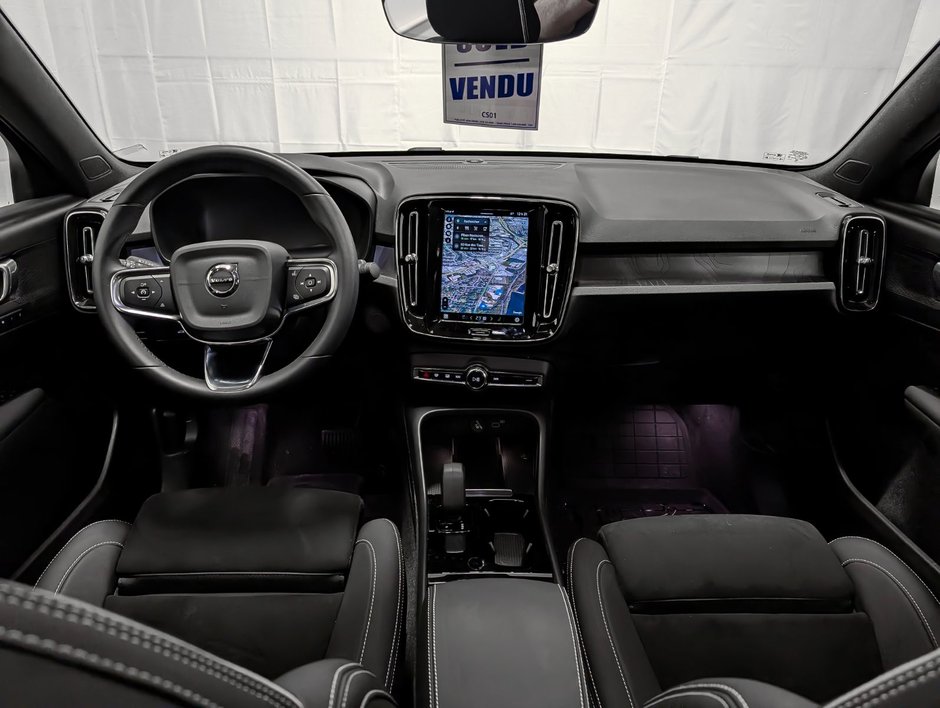 Volvo C40 Recharge TWIN Plus - Dark 2023-11