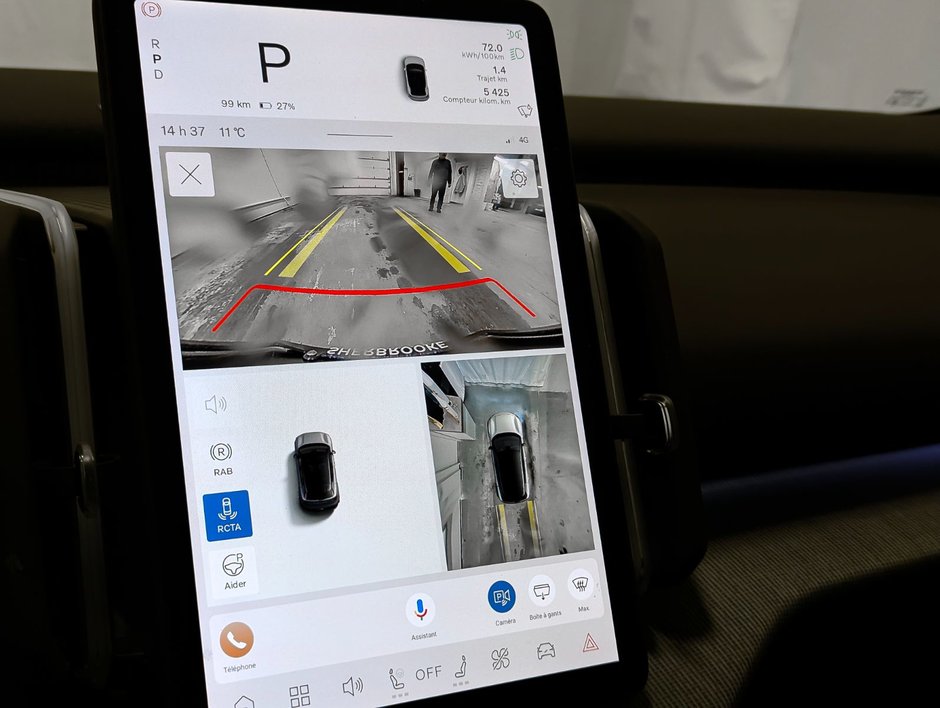 2025 Volvo EX30 Twin Motor Performance AWD Ultra-12