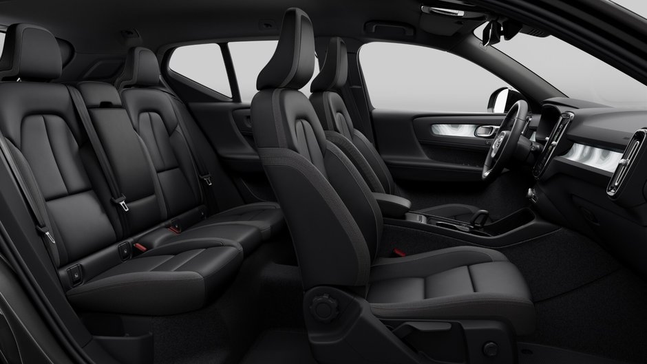 2025 Volvo EX40 Twin Motor AWD Core-10