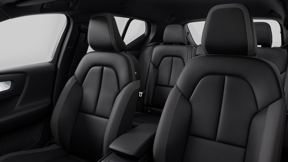 2025 Volvo EX40 Twin Motor AWD Core-9