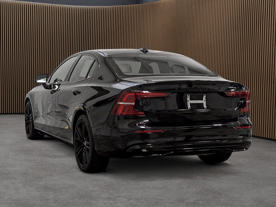 Volvo S60 Plug-In Hybrid T8 AWD Ultra Black Edition 2025-3