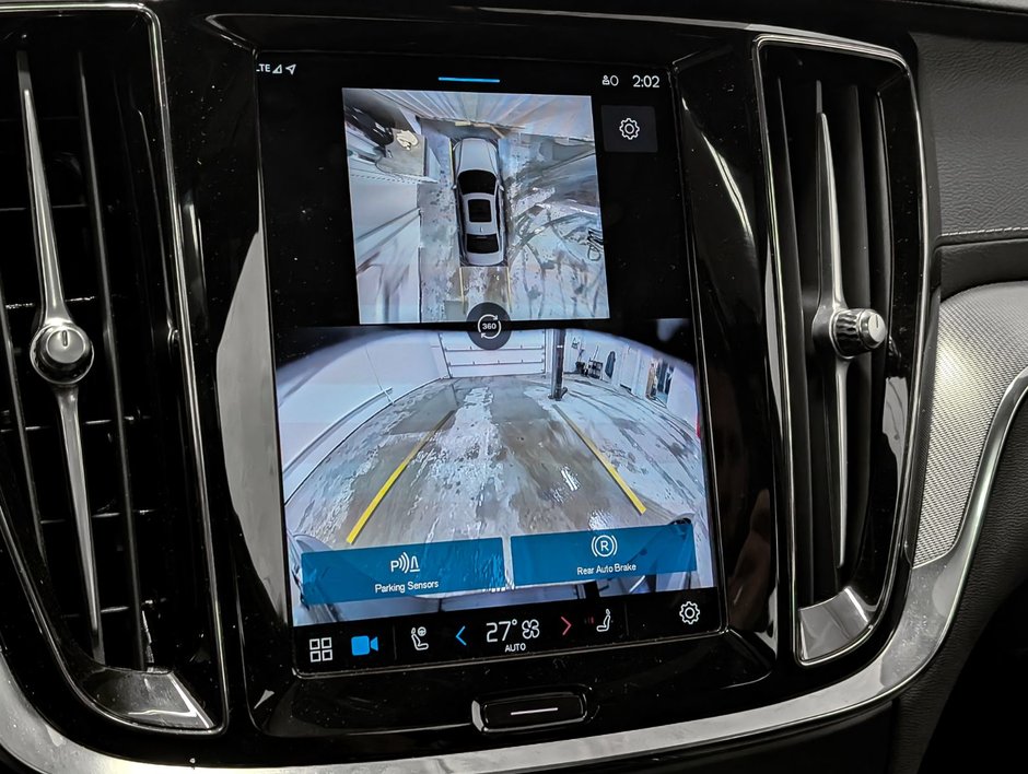 Volvo S60 Plug-In Hybrid T8 AWD Ultra Black Edition 2025-17