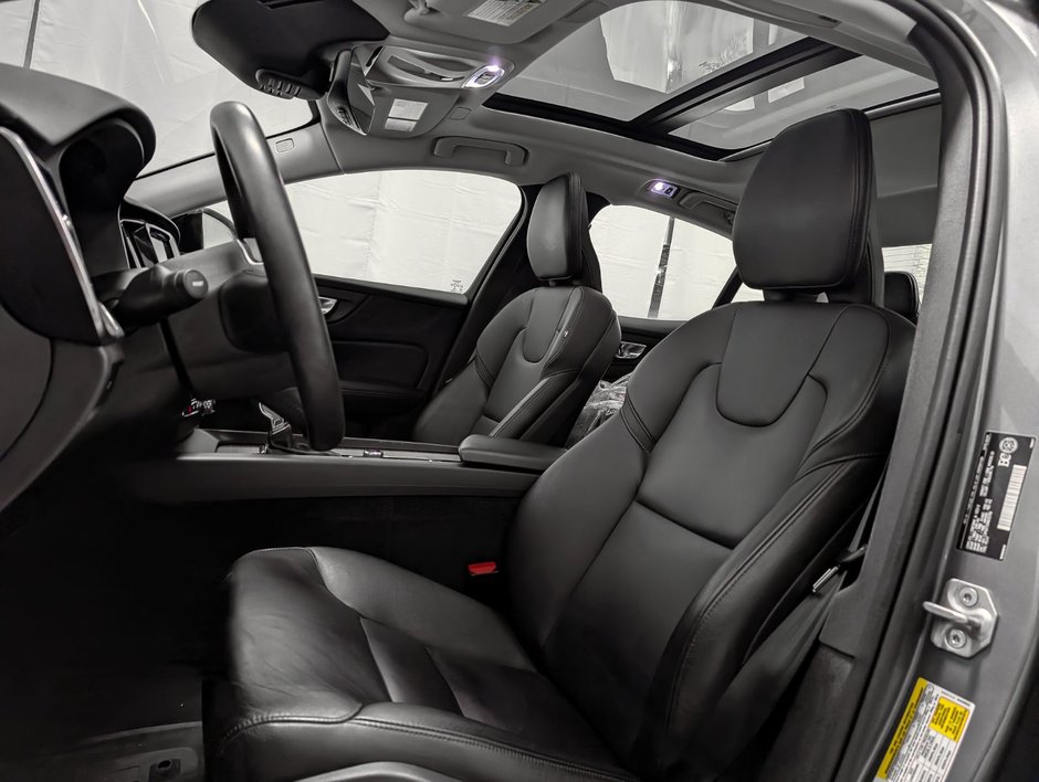 Volvo S60 T5 AWD Momentum 2021-8