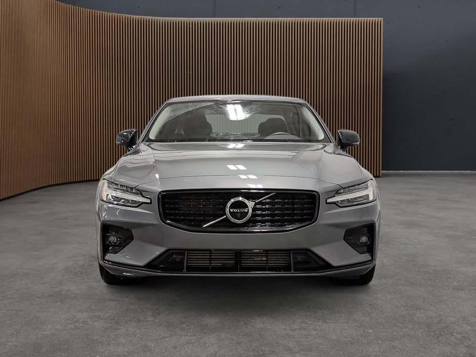 Volvo S60 T5 AWD Momentum 2021-1