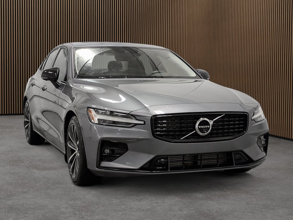 Volvo S60 T5 AWD Momentum 2021-2