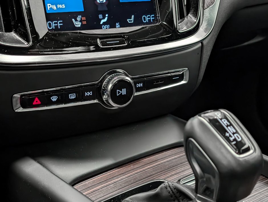 Volvo S60 T5 AWD Momentum 2021-14