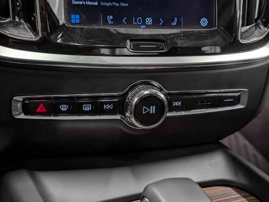 Volvo S60 B5 AWD Plus Dark Theme 2024-15