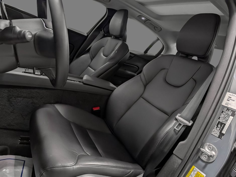 Volvo S60 B5 AWD Core Dark Theme 2024-8