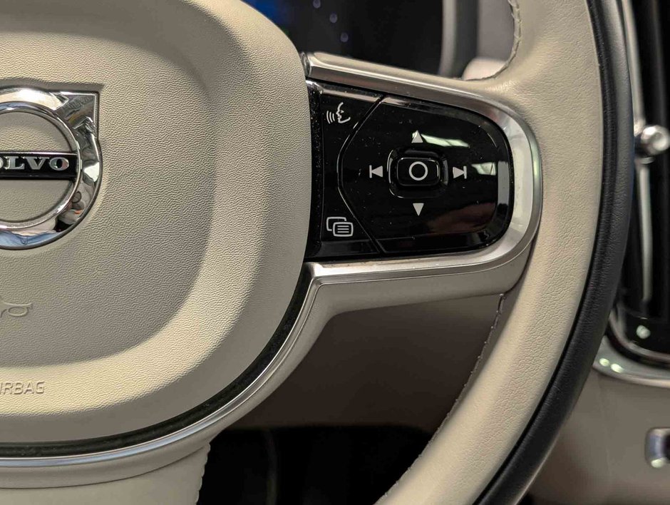 Volvo S90 Recharge T8 eAWD PHEV Ultimate Bright Theme 2024-16
