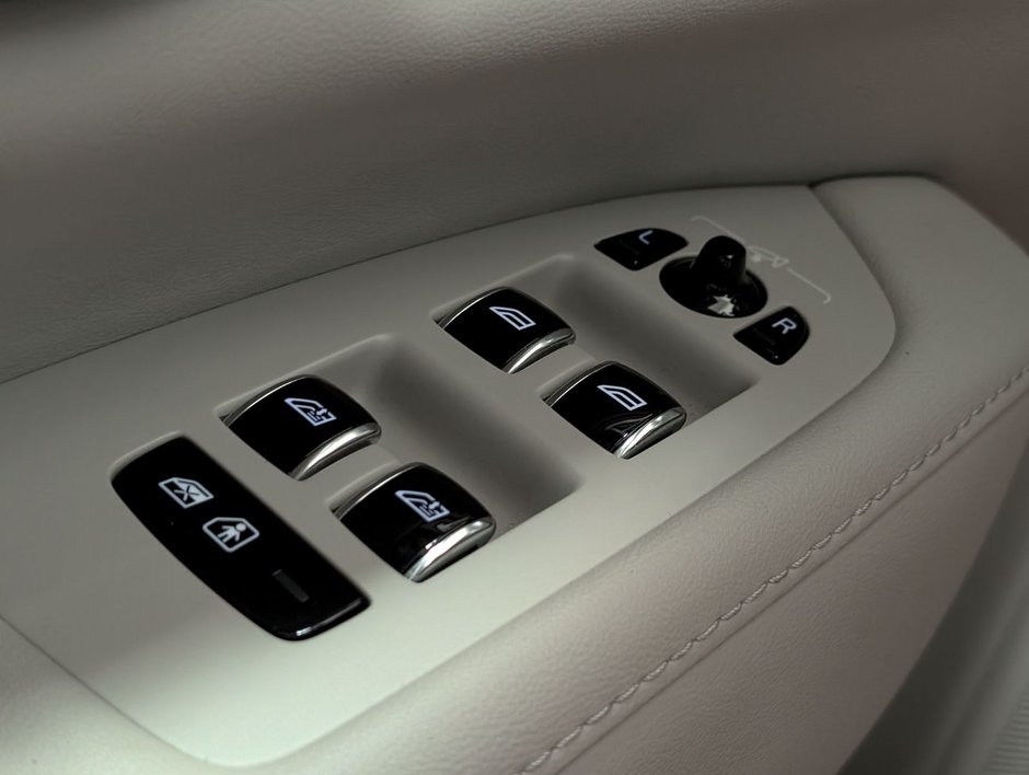 Volvo S90 Recharge T8 eAWD PHEV Ultimate Bright Theme 2024-19