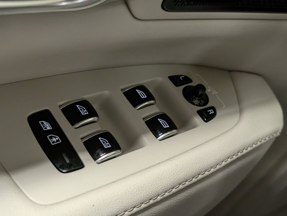 Volvo S90 B6 AWD Ultimate - Bright 2023-23