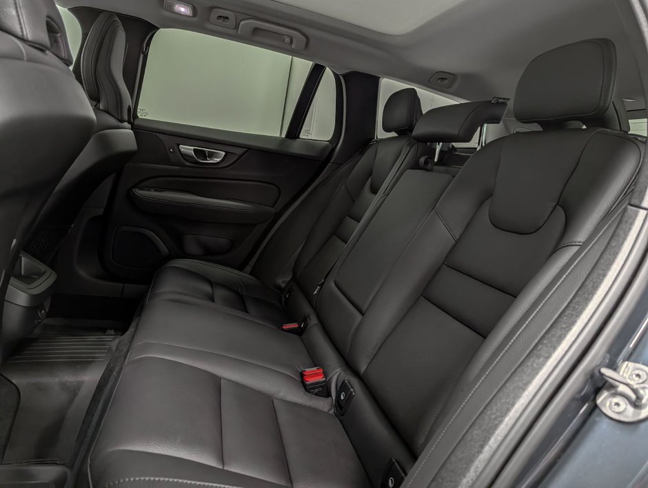 Volvo V60 Cross Country B5 AWD Core 2024-9