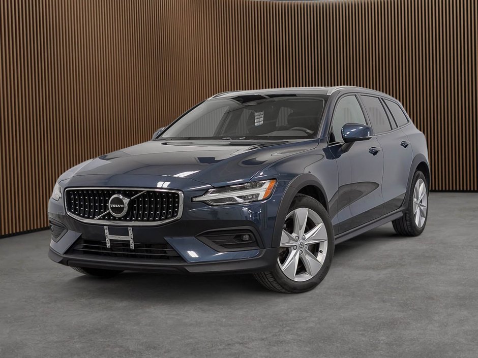 Volvo V60 Cross Country B5 AWD Core 2024-0