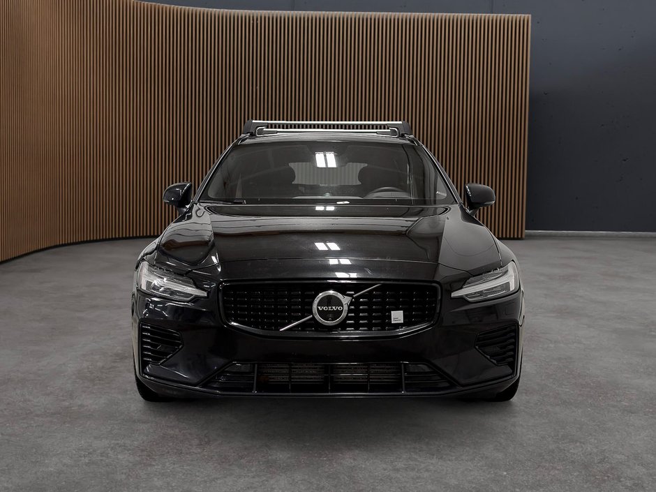 2024 Volvo V60 Recharge T8 eAWD PHEV Polestar Engineered-1