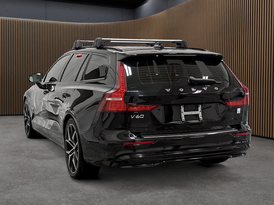 2024 Volvo V60 Recharge T8 eAWD PHEV Polestar Engineered-3