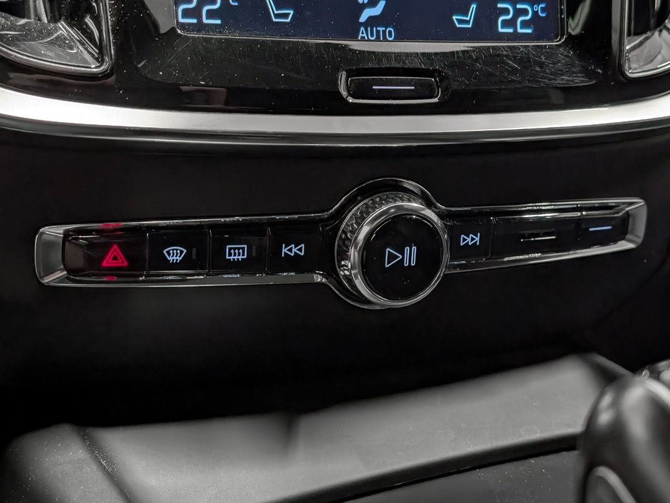 Volvo V60 T6 AWD Momentum 2019-17
