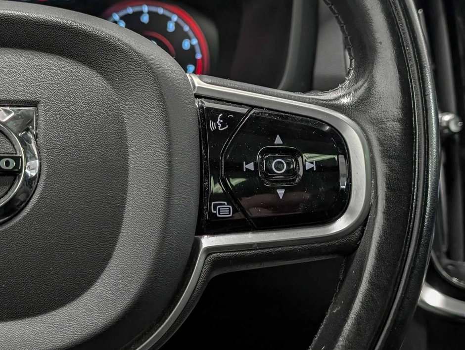 Volvo V60 T6 AWD Momentum 2020-17