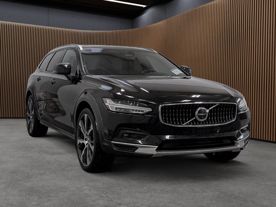 Volvo V90 Cross Country B6 AWD 2022-3