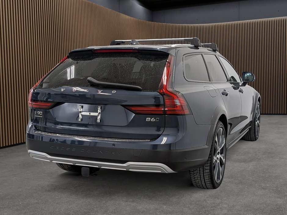 Volvo V90 Cross Country B6 AWD 2022-6
