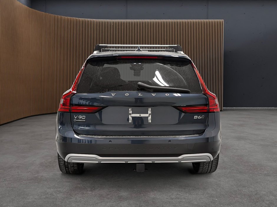Volvo V90 Cross Country B6 AWD 2022-5
