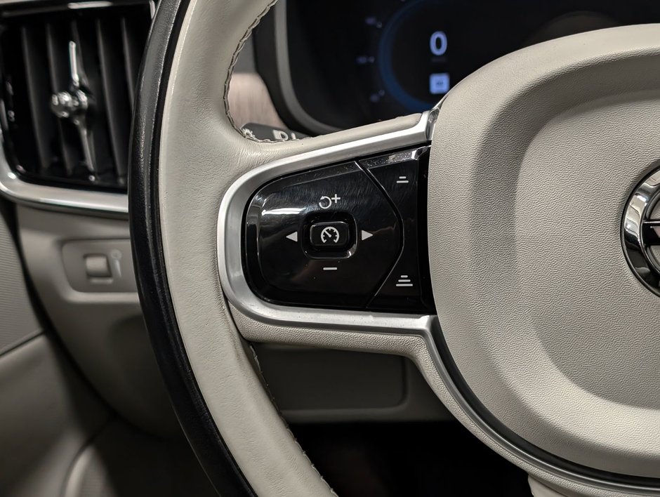 Volvo V90 Cross Country B6 AWD 2022-16