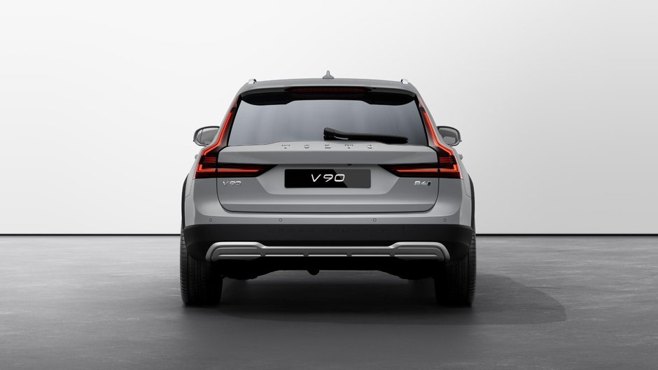 2025 Volvo V90 Cross Country B6 AWD Plus-3