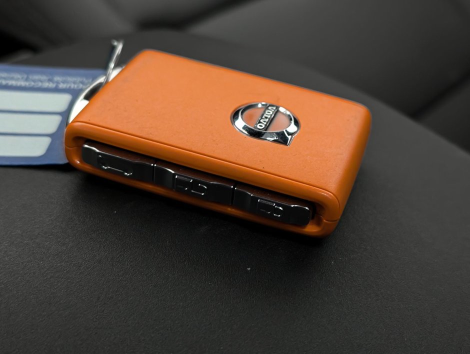 2024 Volvo XC40 Recharge Pure Electric Twin eAWD Plus-23