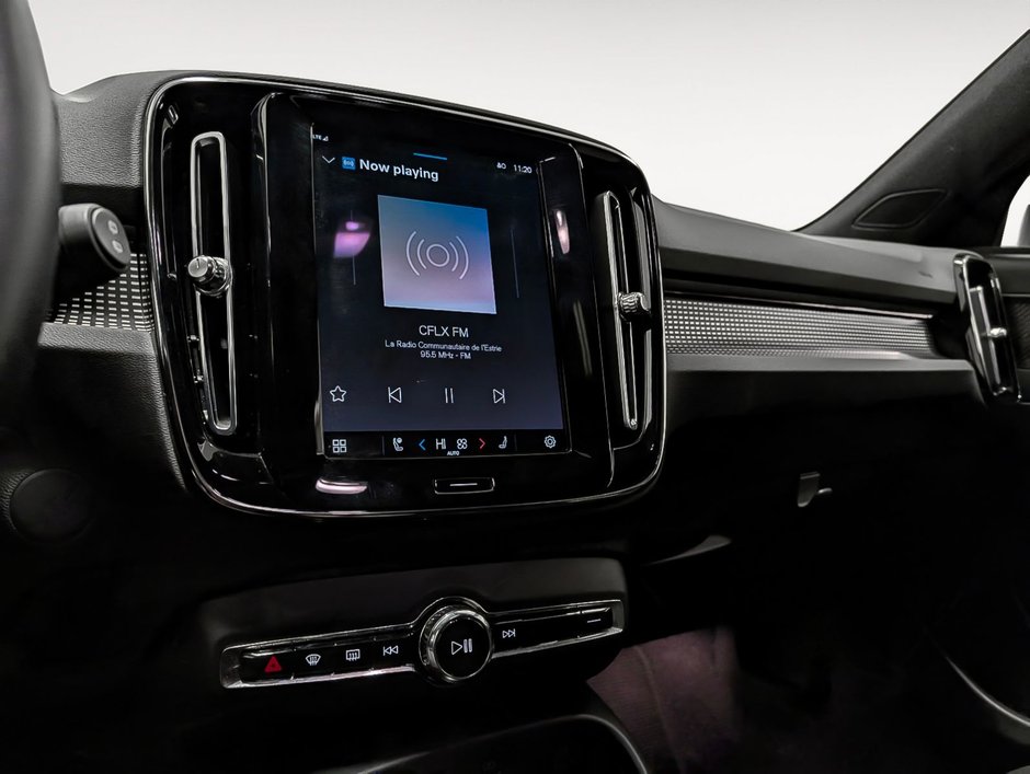 Volvo XC40 Recharge Ultimate 2022-13