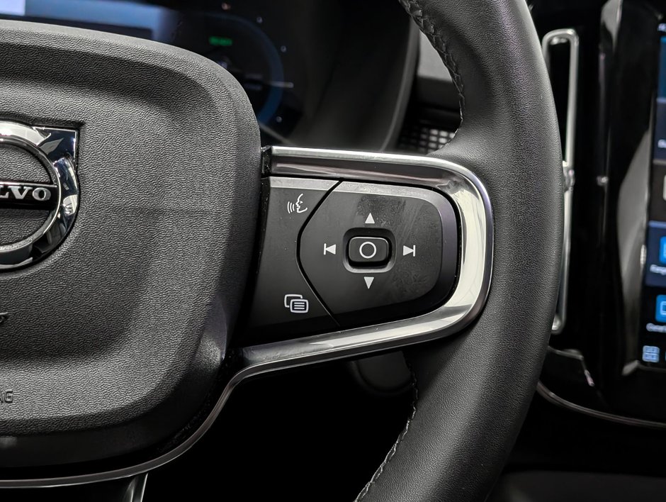 Volvo XC40 Recharge Ultimate 2022-18