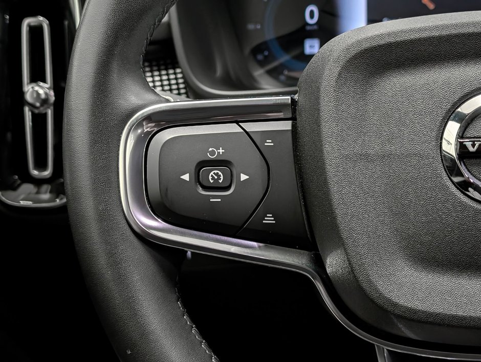 Volvo XC40 Recharge Ultimate 2022-19
