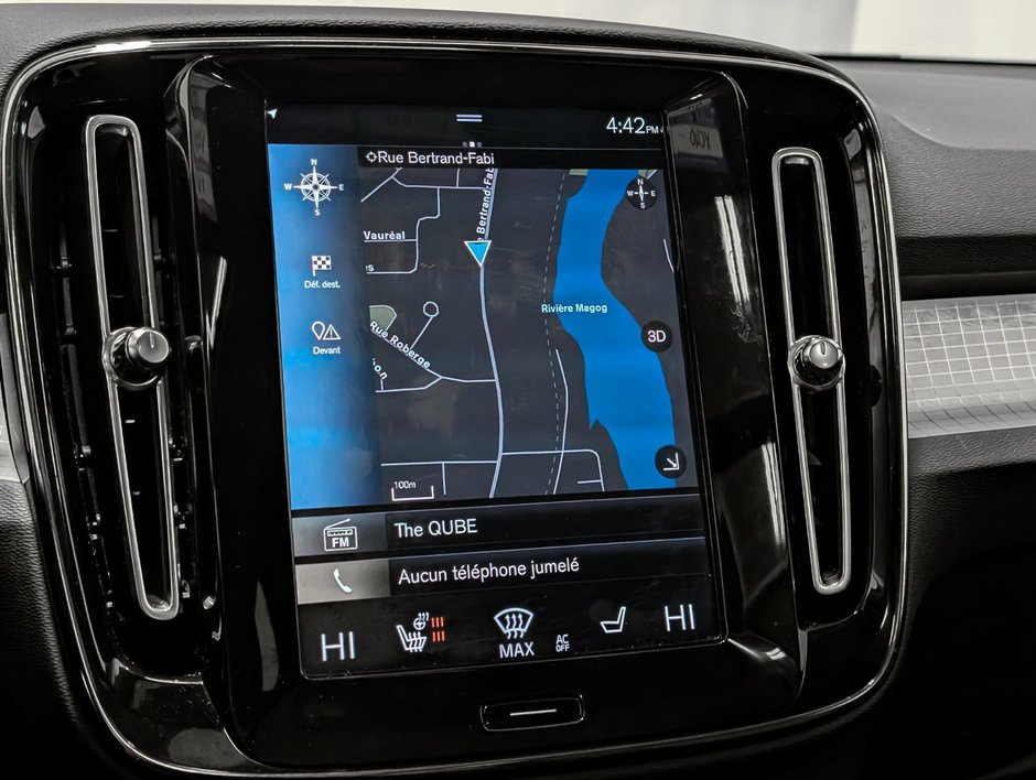 2022 Volvo XC40 T5 AWD Momentum-14